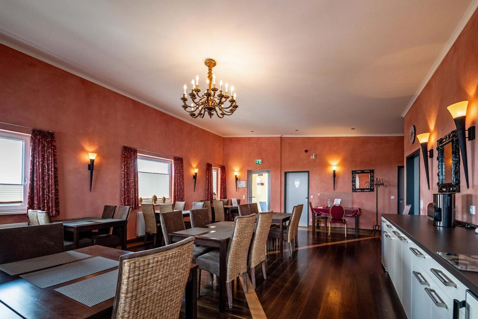 7O'Clock - Hotel Hannover Латцен Экстерьер фото